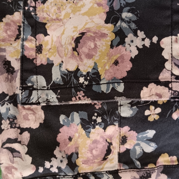 Wild fable floral romper denim overall with zipper size small - Picture 8 of 10